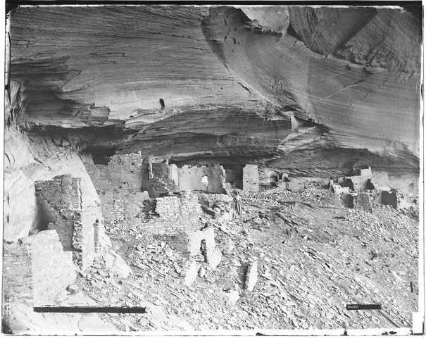 Indian Cave Dwellings in Arizona